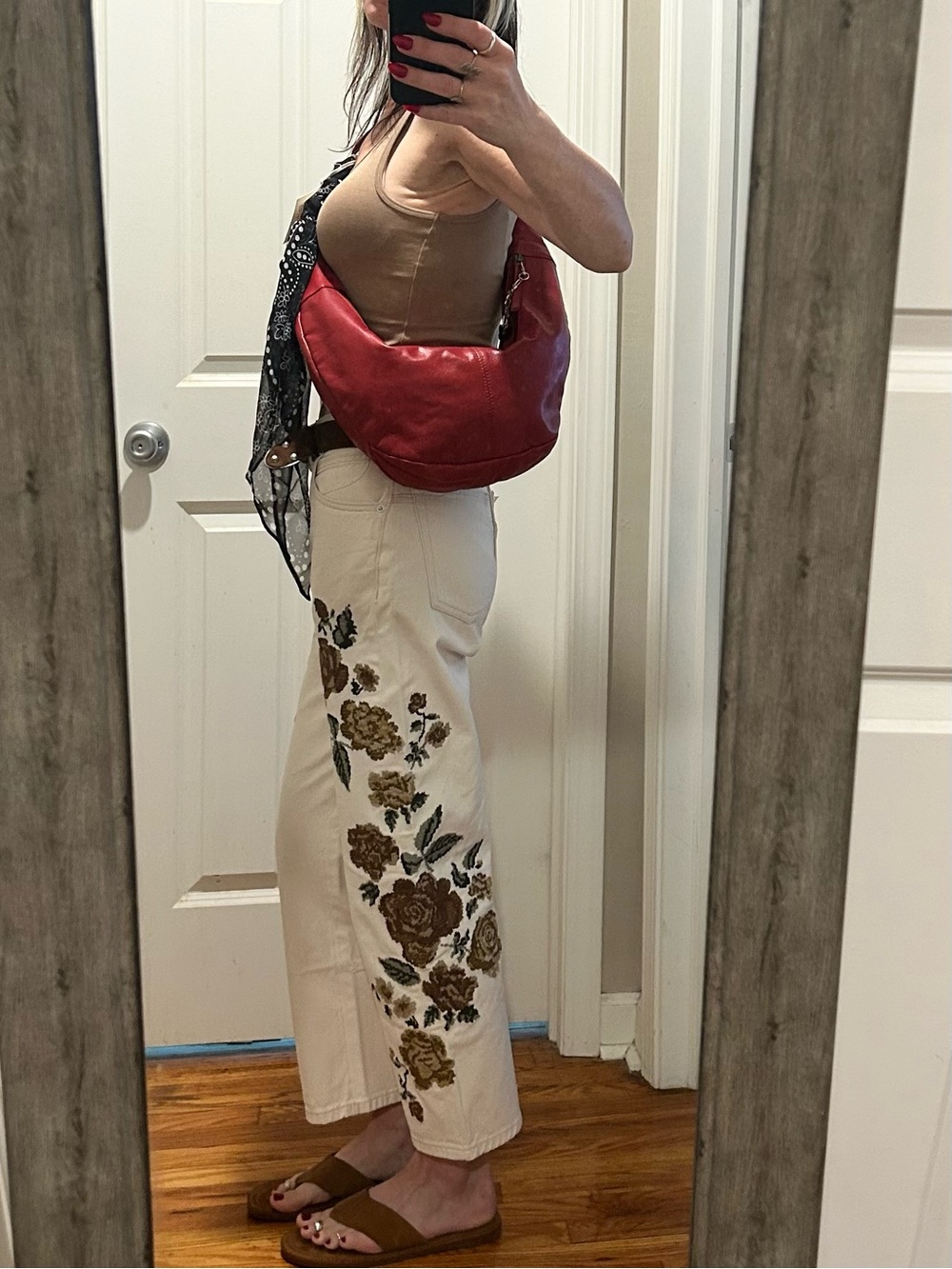NWT Free People Idle Hands Sling Bag in Red Lip With Scarf & Charm - Picture 16 of 16